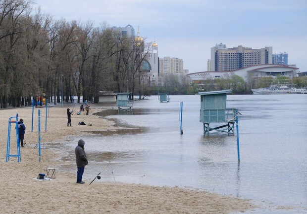 Наводнение в Киеве: какой уровень воды в реке Днепр сегодня. 