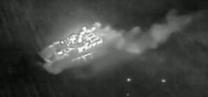 Днепровские военные уничтожили бронированную машину оккупантов (видео)