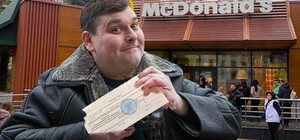 У Дніпрі замість кур'єра їжі з McDonald's може приїхати воєнком