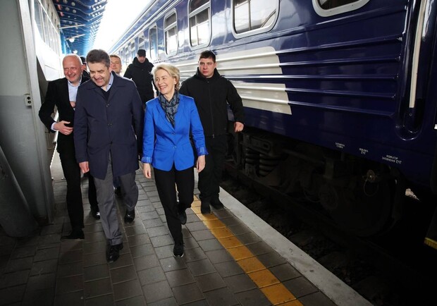 Президент Єврокомісії Урсула фон дер Ляєн прибула до Києва: фото. 