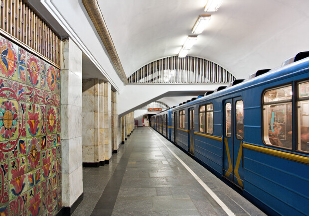 В Києві буде скорочено інтервали між поїздами метрополітену. 