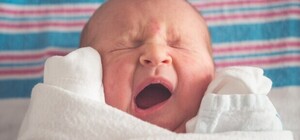 На Львівщині 13-річна школярка народила дитину