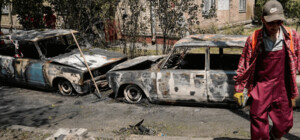 Сожженные квартиры и авто: последствия ночной атаки на Киев российских дронов - фото