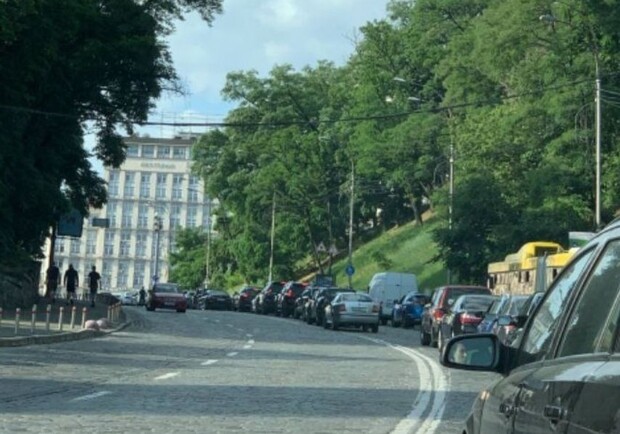 В центрі Києва перекрили рух через візит президента ПАР - 