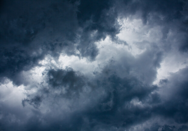 С самого утро небо затянуло серыми тучами. Фото с сайта sxc.hu