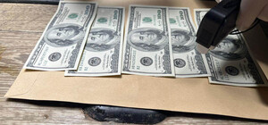 В Одессе работник суда 