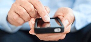 В Одессе продавец-консультант воровал смартфоны