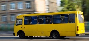 У Львові учні можуть безоплатно їздити у міських автобусах увесь рік