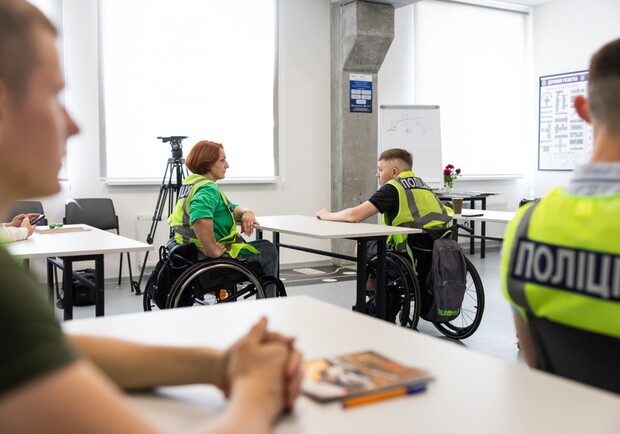 В Україні запрацювали 5 автошкіл для людей з інвалідністю: як записатися - 