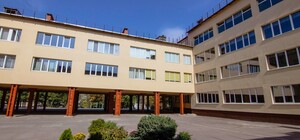 Как будут работать школы в Днепре во время воздушных тревог