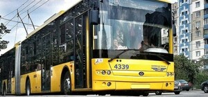 Через ремонт на пр-ті Володимира Івасюка на місяць змінюються маршрути тролейбусів