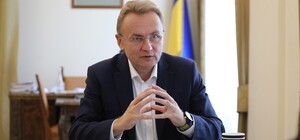 Під час ракетного обстрілу Львова постраждали приватні помешкання