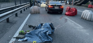 Жена судьи, который сбил в Киеве насмерть нацгвардейца на блокпосту, пыталась подкупить семью погибшего