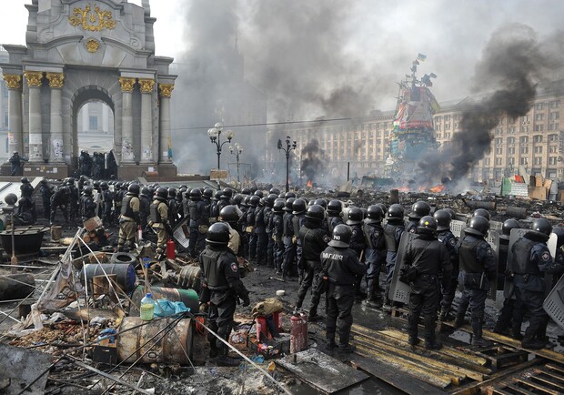 ДБР назвало виновных в расстреле митингующих Евромайдана - 