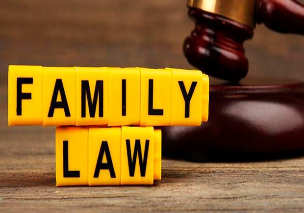 Адвокат по семейным вопросам: куда обратиться за юридической помощью - фото
