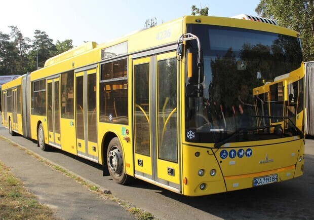 В Киеве восстанавливают движение автобусы №№ 25, 62 и троллейбус № 38. 