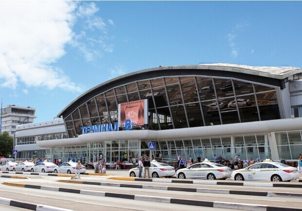 Гендиректор аэропорта "Борисполь" рассказал, когда возобновятся полеты. 