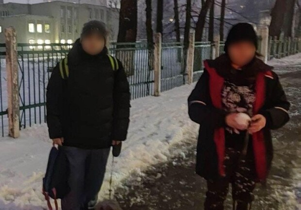 В Киеве двоих детей не пустили в школьное укрытие во время тревоги. 