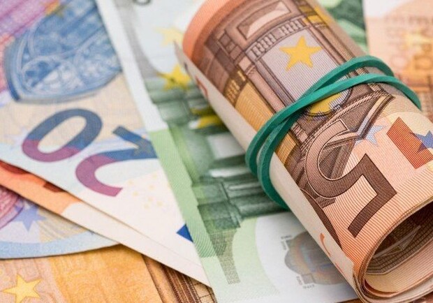 Курс валют в Украине 2 марта 2024: сколько стоит доллар и евро. 