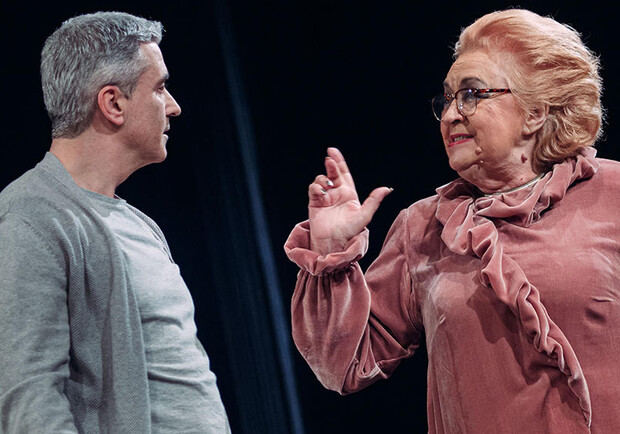 ВОНА ЖИЛА В ПАРИЖІ