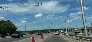 В Запорожье увеличилось время перекрытия движения транспорта по дамбе ДнепроГЭС
