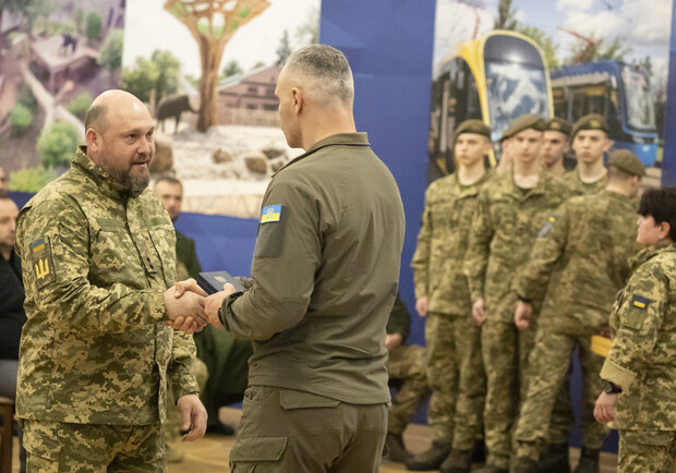 У столиці до Дня Захисників і Захисниць України виплатять матдопомогу майже 59 тисячам киян. 