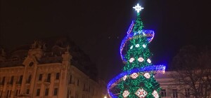В Одессе уже зажгли новогоднюю елку
