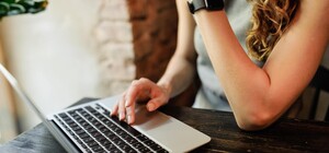 СМИ обязаны удалять негативные комментарии о чиновниках: подробности законопроекта
