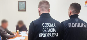 Ущерб на три миллиона гривен: главу одного из сельсоветов Одесской области подозревают в коррупционной сделке