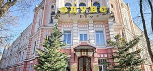 В Одесском вузе на Мурале памяти разместили фотографию живого военного