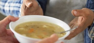 Де у Львові можна безкоштовно отримати гаряче харчування: адреси 