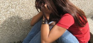 У Львові 15-річна дівчина жорстоко побила 16-річну знайому і виклала відео в соцмережі