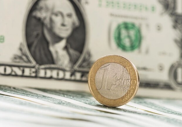Курс валют в Украине 7 апреля 2025: сколько стоит доллар и евро. Фото: pixabay.com