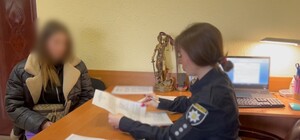 В Одеській області шахраї ошукали пенсіонерку, видаючи себе за її безвісти зниклого сина