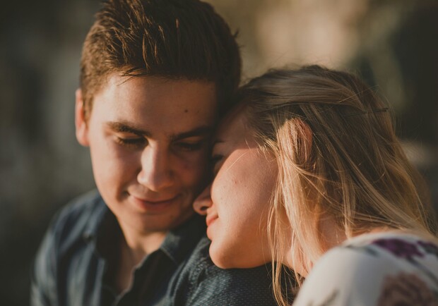 Порада психолога: як проживати конфлікти та долати кризи у стосунках з користю та розумінням - фото