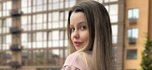 Блоггерша из Днепра заплатила $15 тысяч за незаконный выезд эксбойфренда из Украины