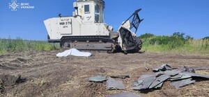 Один загинув, двоє поранено: російський безпілотник ударив по машині саперів в Ізюмському районі