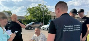 В Одесі чоловік торгував водійськими посвідченнями: вимагав 1 750 доларів