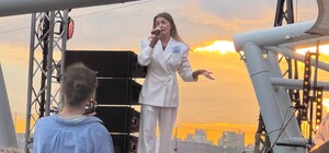 KOLA презентувала нову пісню киянам під дощем