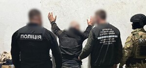 Планировал доставить в Европу 15 килограммов героина: в Одессе задержали наркокурьера