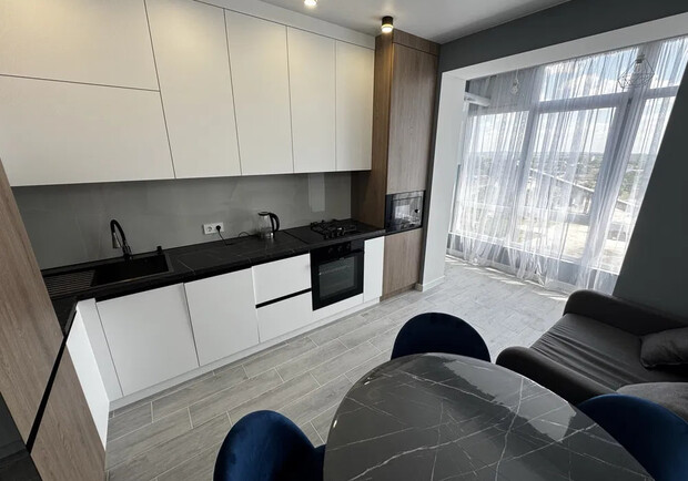 Огляд оренди житла у Дніпрі: скільки коштує, де найдешевше та чому доводиться платити наперед більше