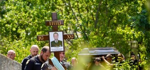 Загинув від ворожої кулі: на Одещині попрощалися з поліцейським Михайлом Сорокою