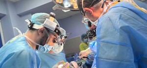 Топові хірурги зі Шотландії безкоштовно лікуватимуть дітей у Львові: як записатись