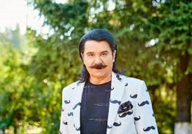 Павел Зибров с сольным концертом - фото