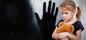 У Дніпропетровській області жінка знімала та розповсюджувала порно з 2-річною донькою