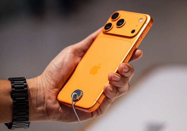 В Украине стартовали продажи iPhone 17: цены 