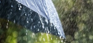 Одессу снова заливает: подтопление на дорогах и дождь на целый день