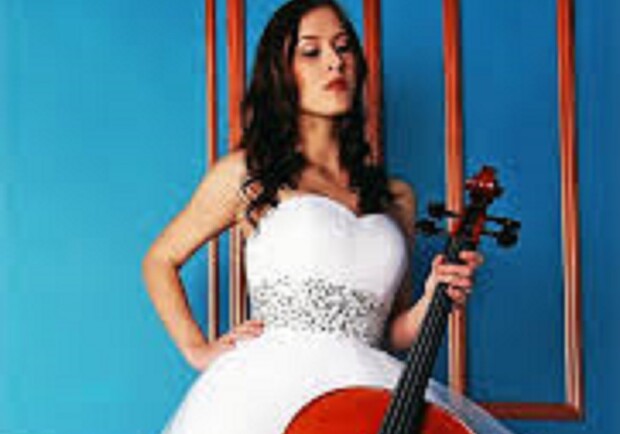 Виолончельное шоу - фото