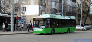 Ряд трамваїв та тролейбусів змінять маршрути через проблеми з електропостачанням