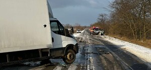 В Одесской области столкнулись легковушка и фура: есть погибший